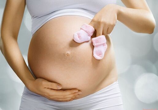 Unha muller embarazada dálle papilomas ao seu bebé
